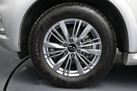 2021 Infiniti QX80 Luxe