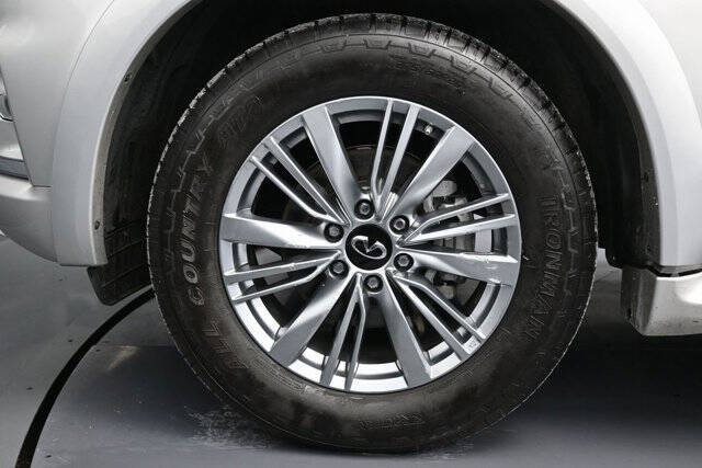 2021 Infiniti QX80 Luxe