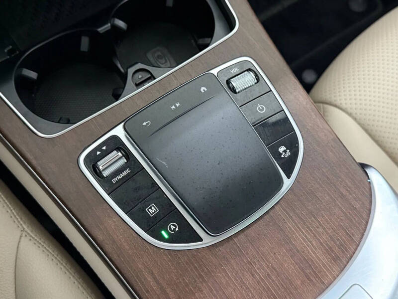 2020 Mercedes-Benz GLC GLC 300