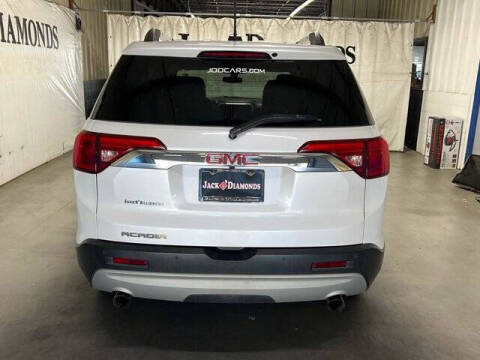 2017 GMC Acadia SLE-2