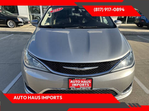 2017 Chrysler Pacifica Touring-L