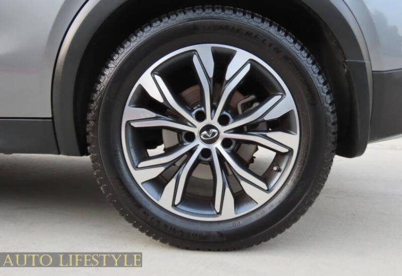 2018 Infiniti QX30 Luxury