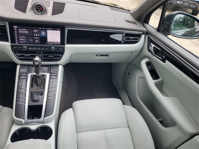 2020 Porsche Macan S