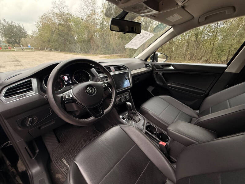 2021 Volkswagen Tiguan SE R-Line Black