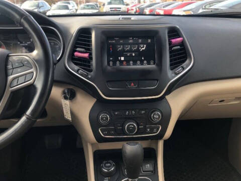 2019 Jeep Cherokee Latitude