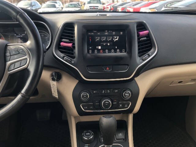 2019 Jeep Cherokee Latitude