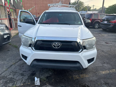 2014 Toyota Tacoma for sale at Best Deal Motors in Saint Charles MO