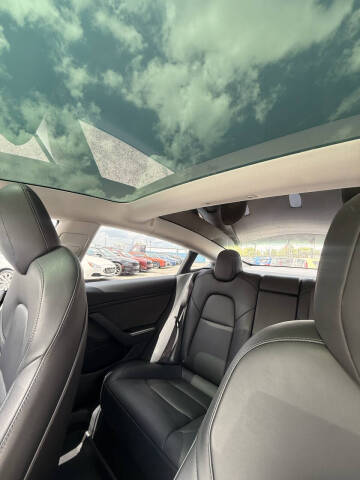 2019 Tesla Model 3 Standard Range