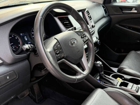 2017 Hyundai Tucson SE Plus