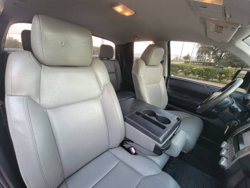 2014 Toyota Tundra SR