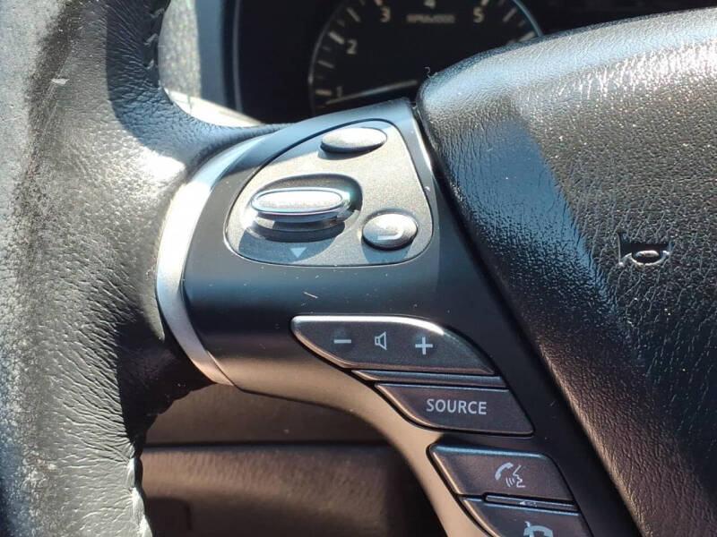 2015 Nissan Pathfinder