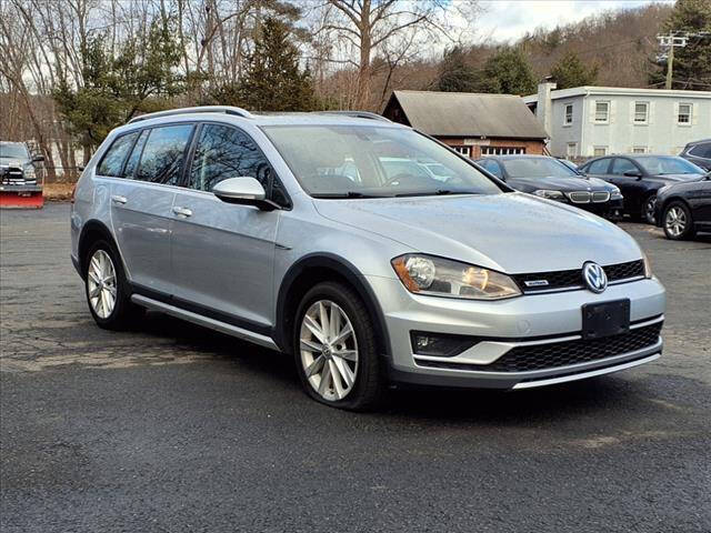 2017 Volkswagen Golf Alltrack for sale at Canton Auto Exchange in Canton CT