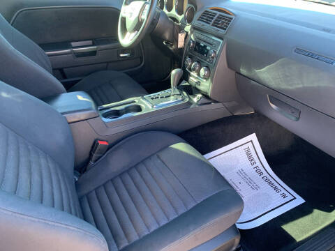 2014 Dodge Challenger SXT