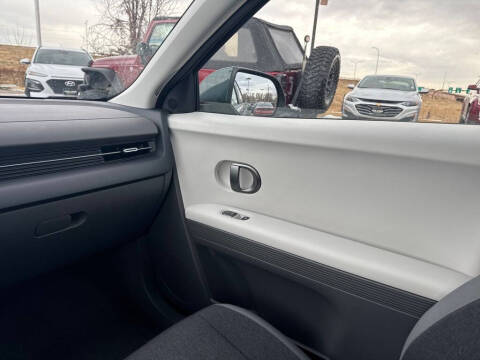 2026 Hyundai Ioniq 5 SE Standard Range