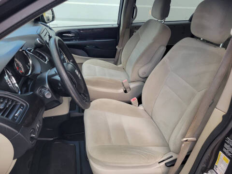 2016 Dodge WHEELCHAIR VAN