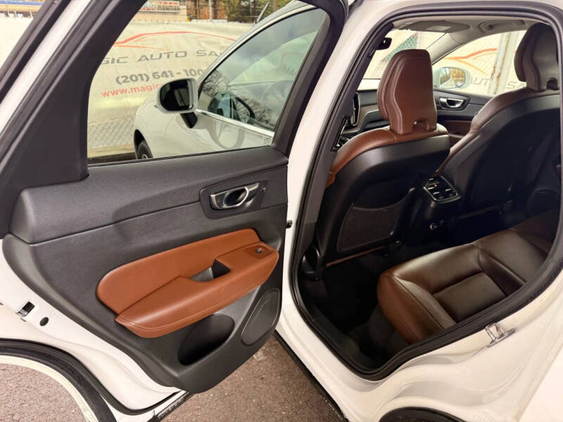 2020 Volvo XC60 T5 Inscription