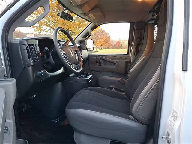 2024 Chevrolet Express 2500