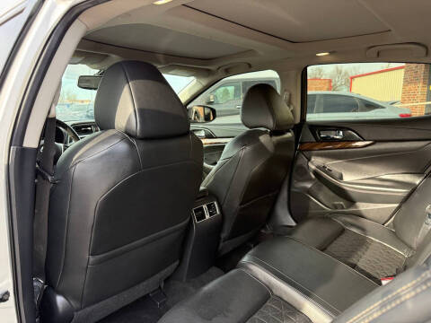 2017 Nissan Maxima Platinum