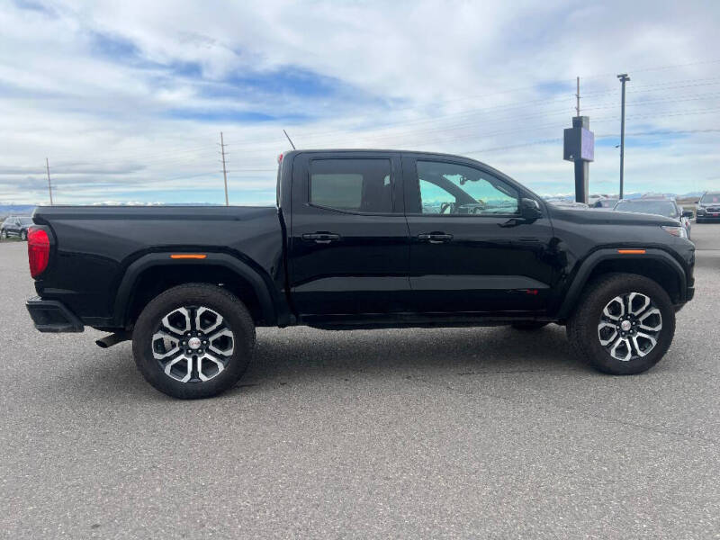 2024 GMC Canyon AT4