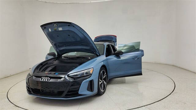 2022 Audi e-tron GT quattro Premium Plus