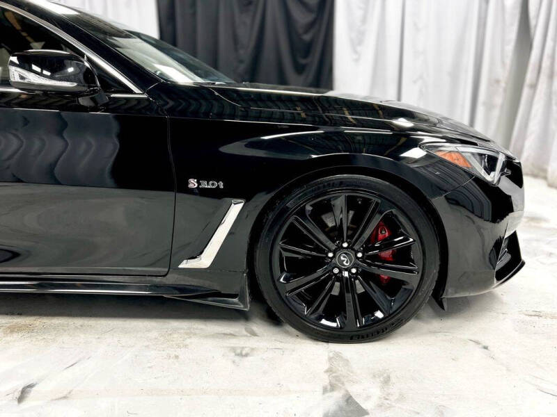 2019 Infiniti Q60 Red Sport 400