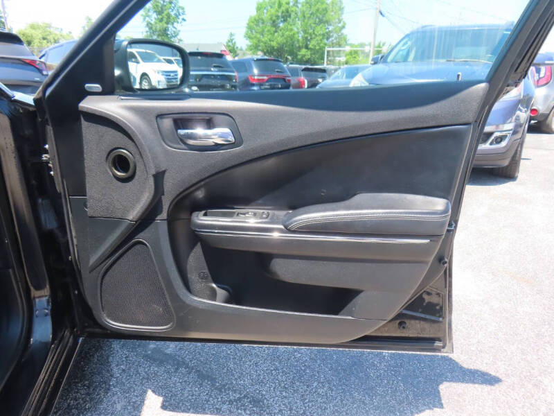 2013 Dodge Charger SXT Plus