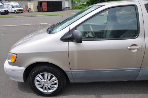 2002 Toyota Sienna LE