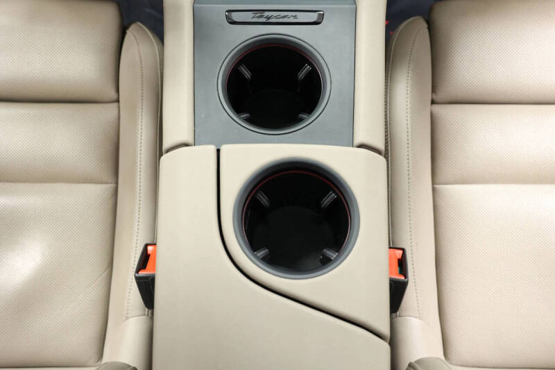 2022 Porsche Taycan 4 Cross Turismo