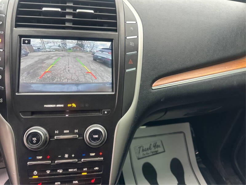 2019 Lincoln MKC Select