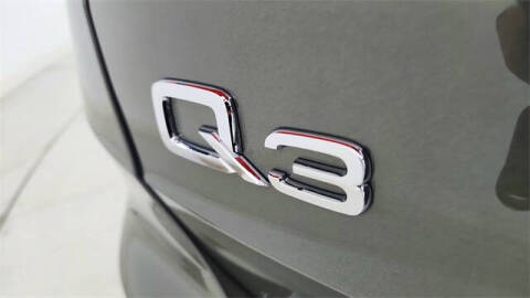 2024 Audi Q3 quattro S line Prem Plus 45 TFSI