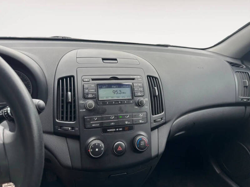 2011 Hyundai Elantra Touring GLS