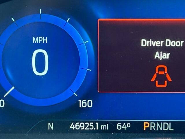 2022 Ford Escape Hybrid Titanium