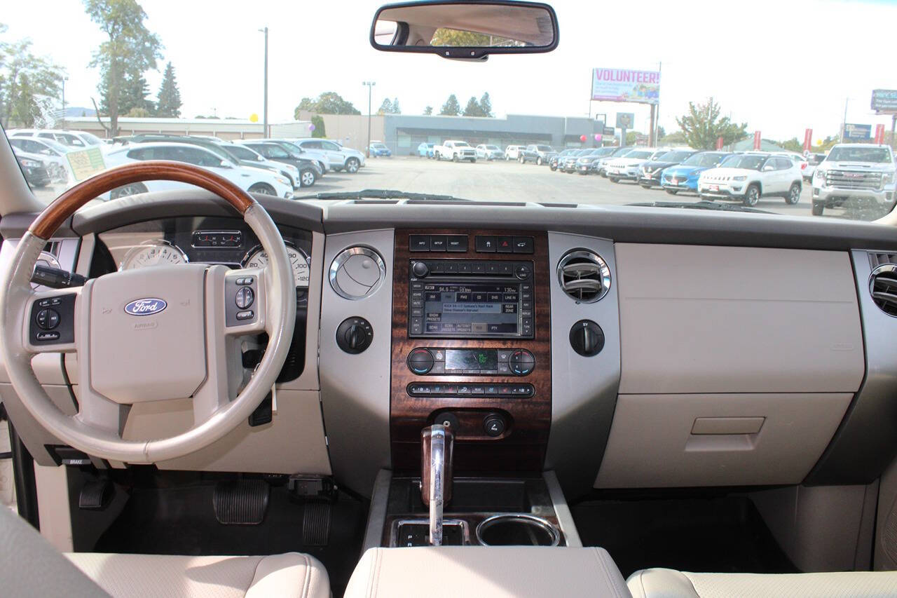 2007 Ford Expedition EL for sale at Jennifer's Auto Sales & Service in Spokane Valley, WA