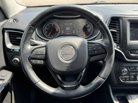 2019 Jeep Cherokee Latitude Plus