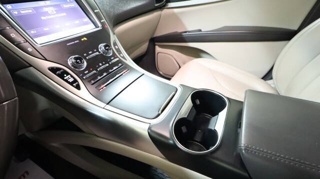 2020 Lincoln Nautilus Standard