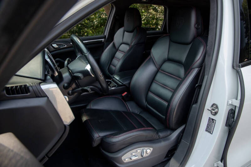 2014 Porsche Cayenne Turbo S