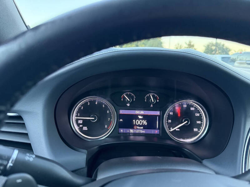 2022 Buick Enclave Essence