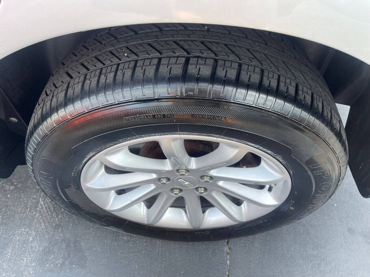 2013 LINCOLN MKX SUV / Crossover - $9,900