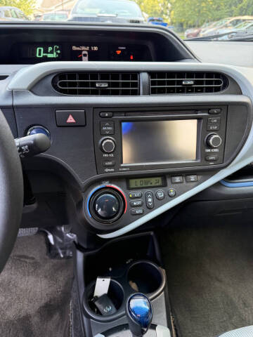 2012 Toyota Prius c Two