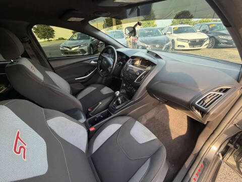 2018 Ford Focus ST