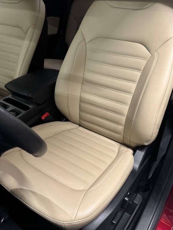 2022 Ford Edge SEL