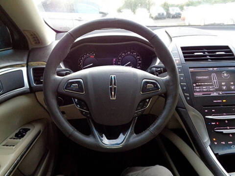 2014 Lincoln MKZ