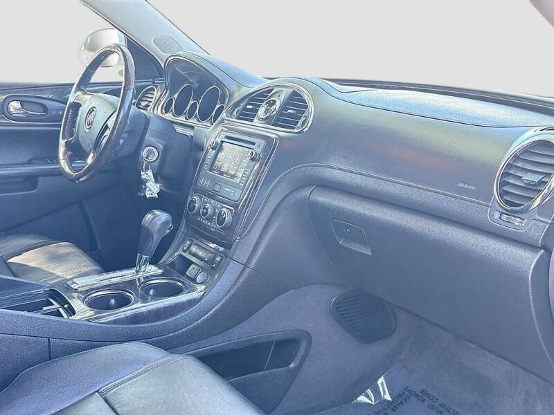 2017 Buick Enclave Leather
