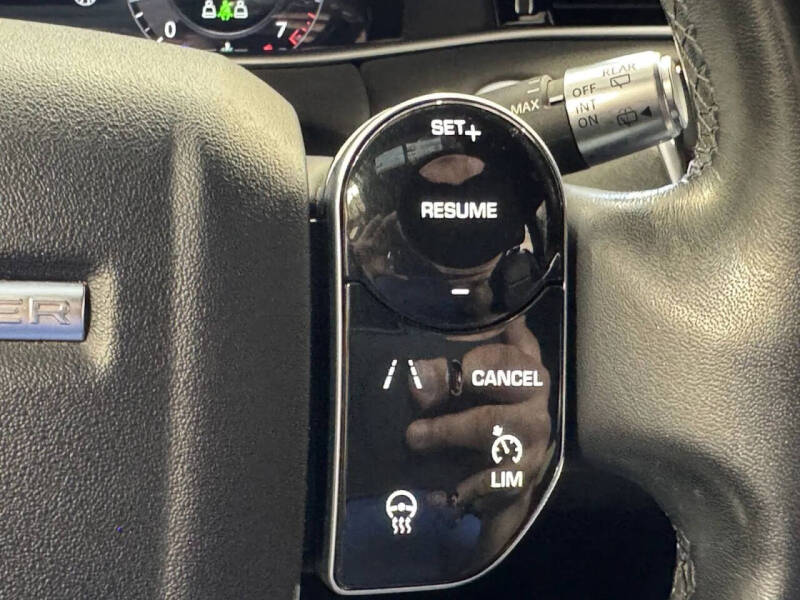 2020 Land Rover Range Rover Evoque SE