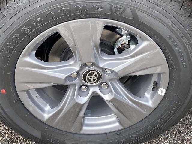 2025 Toyota RAV4 Hybrid LE