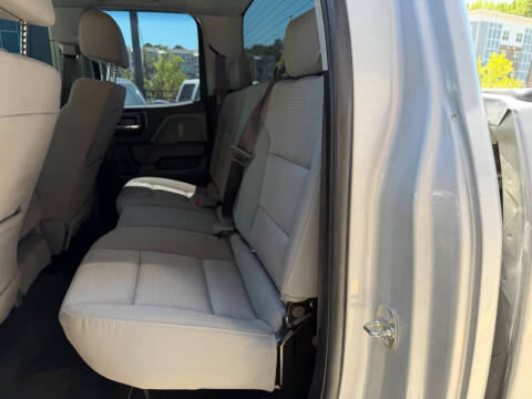 2017 Chevrolet Silverado 1500 Custom