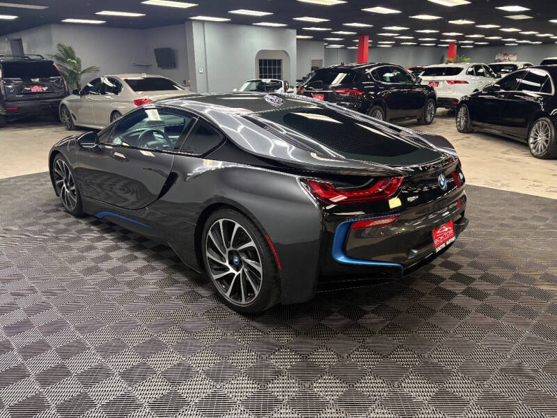 2015 BMW i8