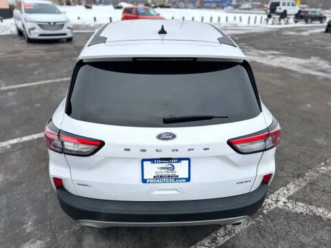 2022 Ford Escape SEL