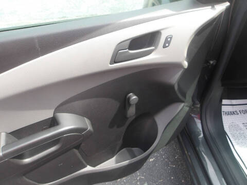 2016 Chevrolet Sonic LS Auto