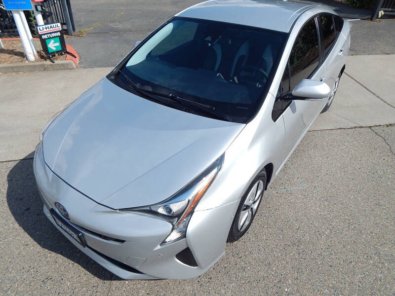2017 Toyota Prius Two